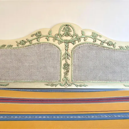 Center Bed & Breakfast